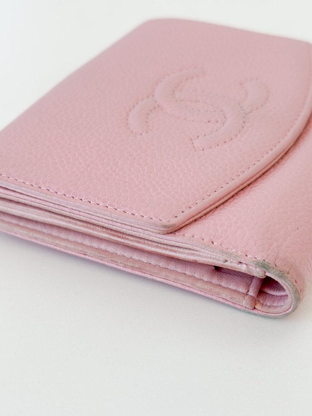 Chanel Caviar Wallet Pink - Picture 3 of 15